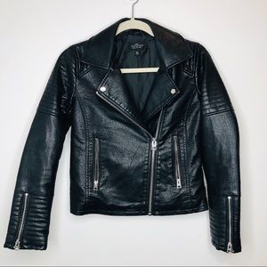 Winwinus Womens Fit Punk Rock Fold-Collar Pu Leather Bomber Jacket Winwinus Womens Fit Punk Rock Fold-Collar Pu Leather Bomber Jacket